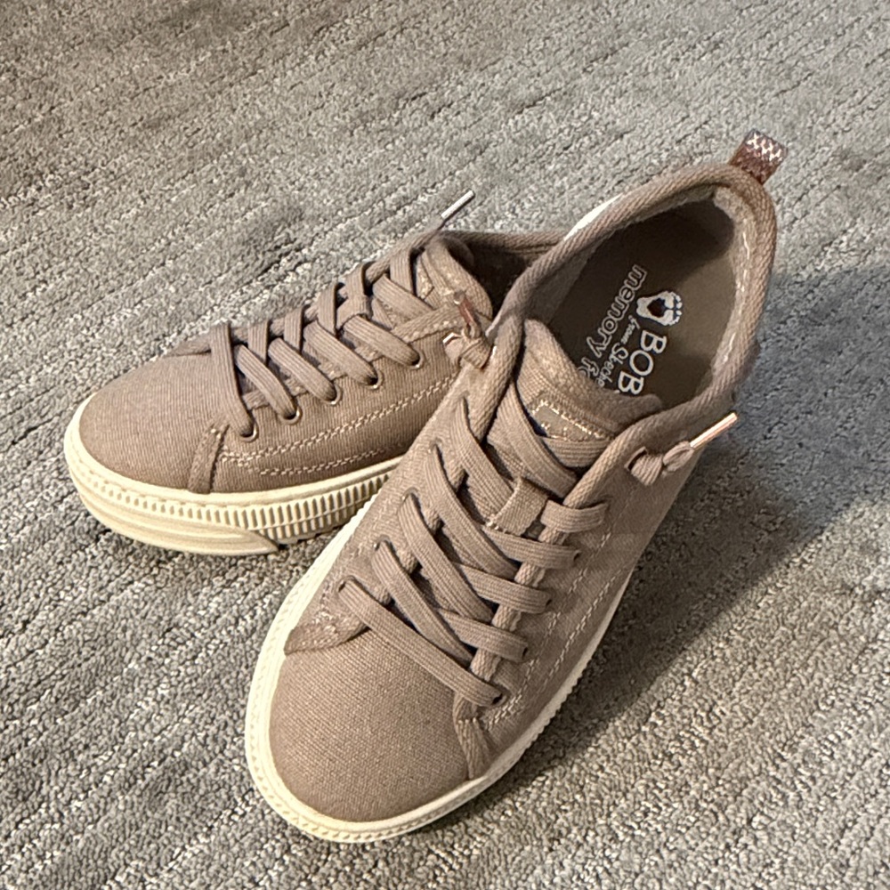 Skechers Bobs Memory Foam Tan Canvas Sneakers